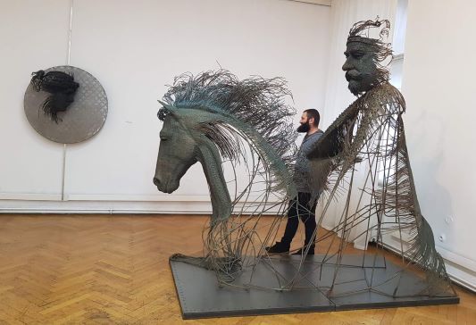 Dynamic Darius Hulea Sculptures