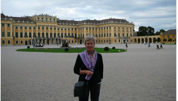 Magnificent Mansions - Schönbrunn Palace