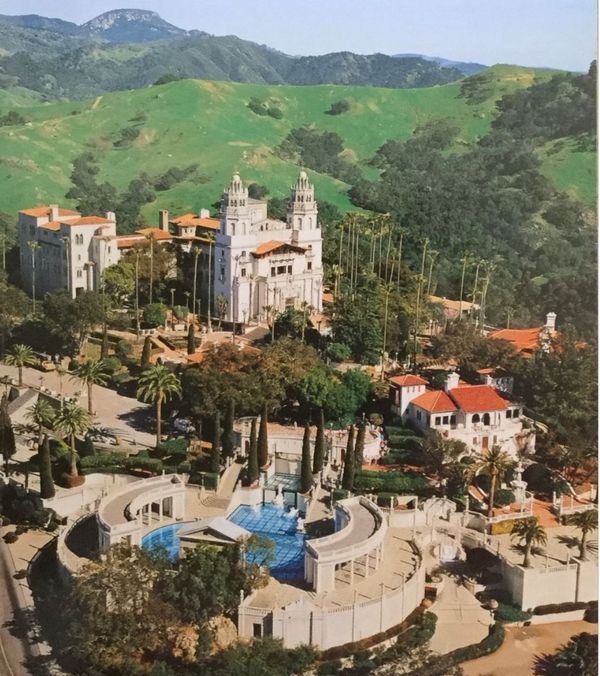 Magnificent Mansions – Hearst Castle